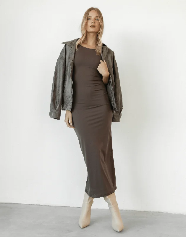 Zoella Maxi Dress (Brown) Elegant Maxi Dress with Belt