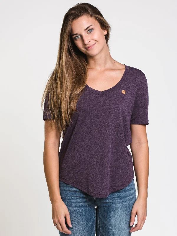 TENTREE V-NECK CORK PATCH T-SHIRT  - CLEARANCE Fashionable Trendy Casual