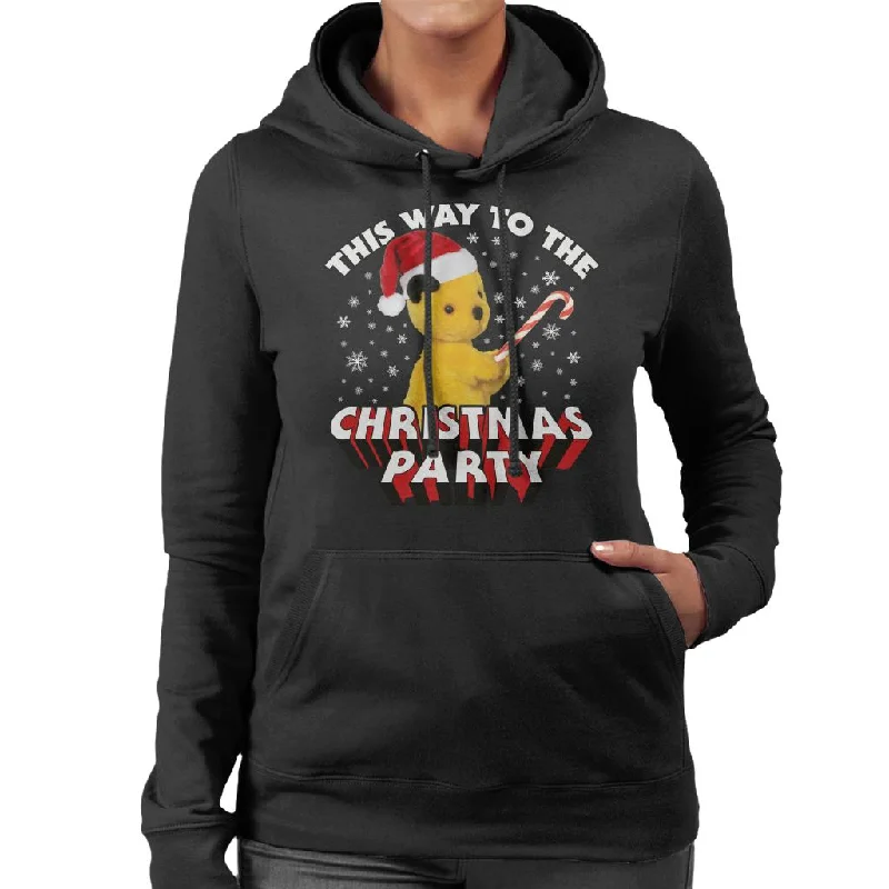 Sooty Christmas This Way To The Christmas Party Women's Hooded Sweatshirt Hoodie with Hem Raw Edge Edgy Unfinished