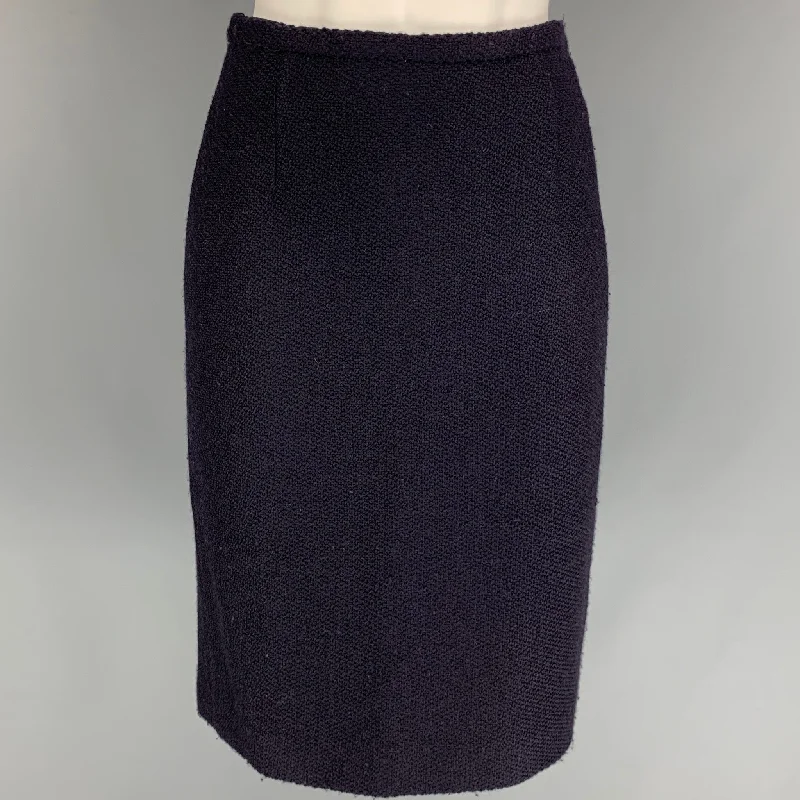 CAROLINA HERRERA Size 4 Black Boucle Below Knee Pencil Skirt chiffon skirt airy