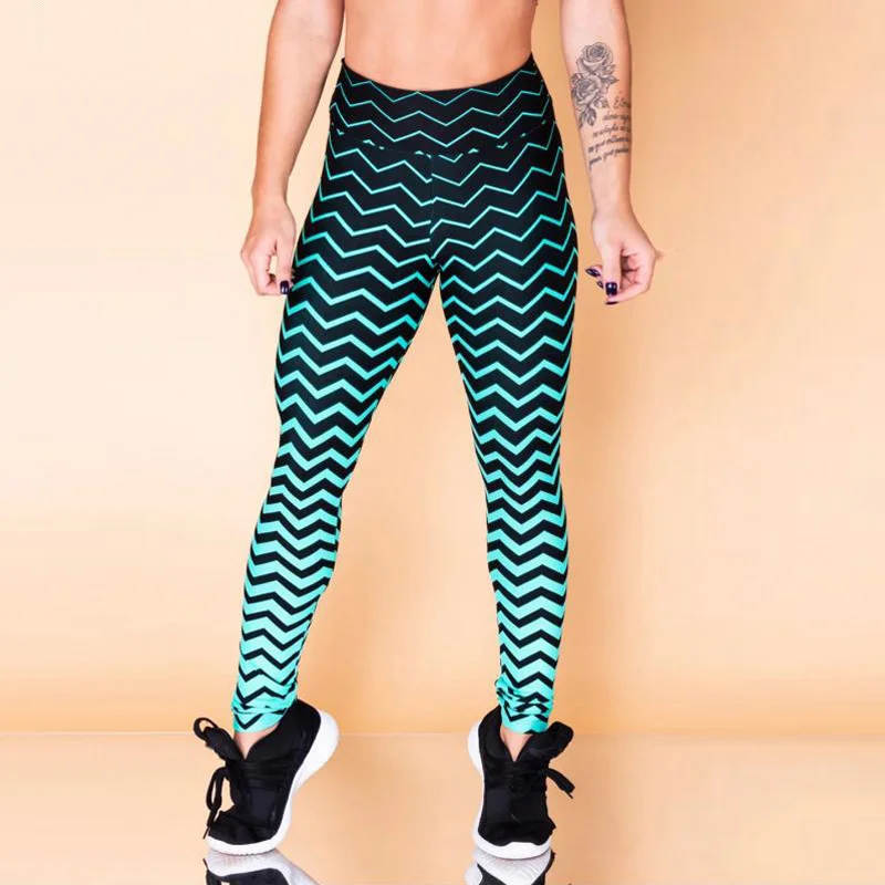 Gradient Color Ripple Print Sports Leggings Chic Printed Yoga Pants