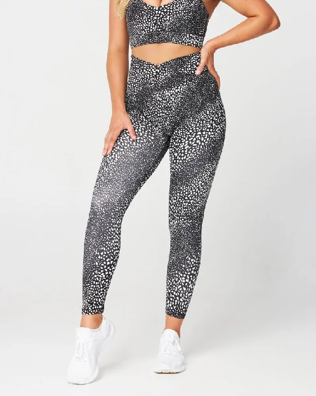 Muscle Republic | Balance 7/8 Leggings - Animal Print Comfortable Cold Weather Leggings